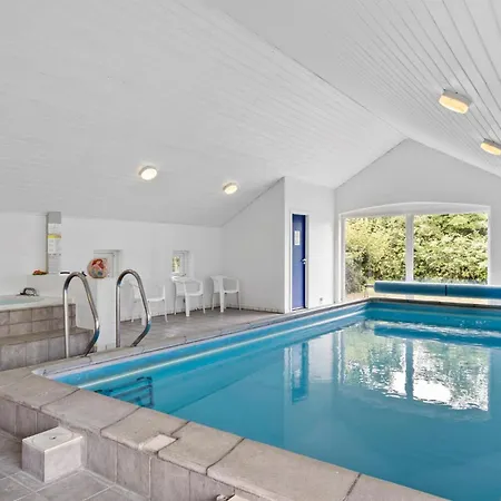 2 Bedroom Stunning In